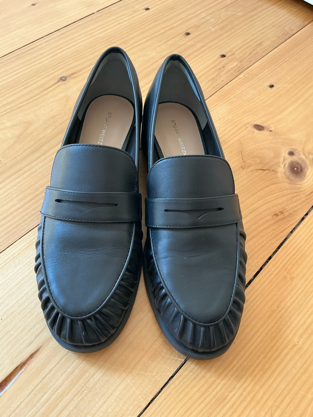 Stuart Weitzman Black Leather Brooks Penny Loafers - Size 8 (YSL Dupe!)